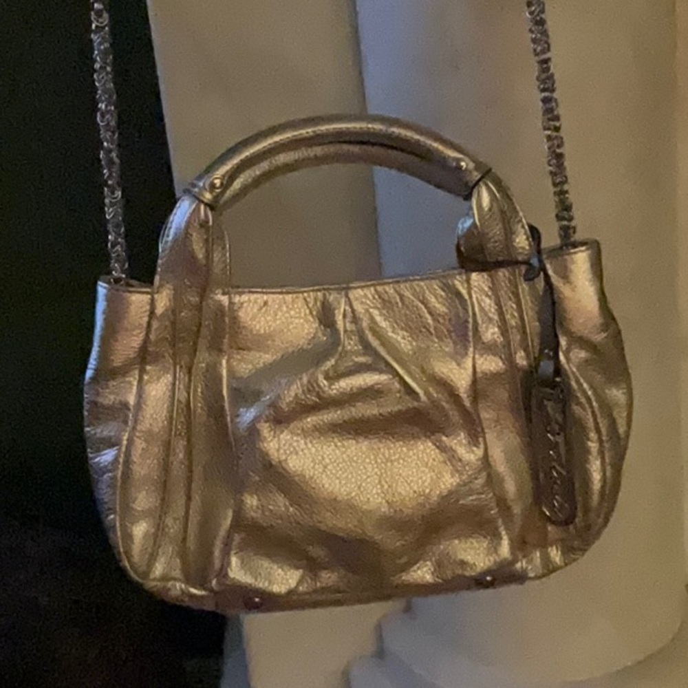 B Makowsky Metallic Leather Handbag Purse Animal Print Lining Feet On Bottom